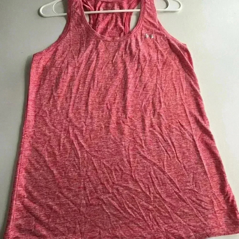 Red medium under armour top‎ gym